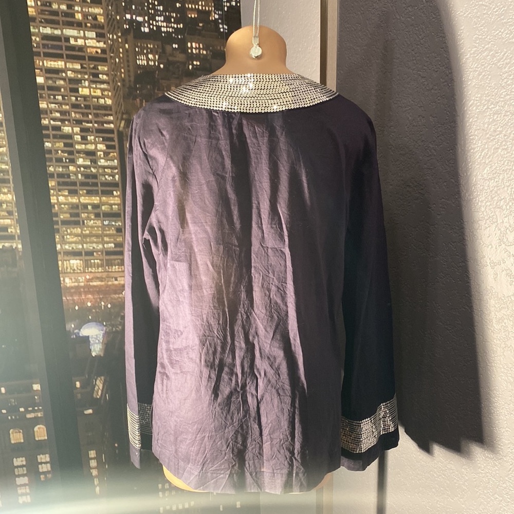TORY BURCH - l/s dark blue tunic: silver sequins on neck & cuffs, hip slits - 8 - Picture 14 of 16